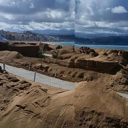 Las Canteras La Naval Beach * Las Palmas de Gran Canaria