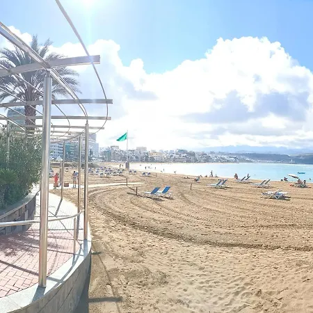 Las Canteras La Naval Beach *